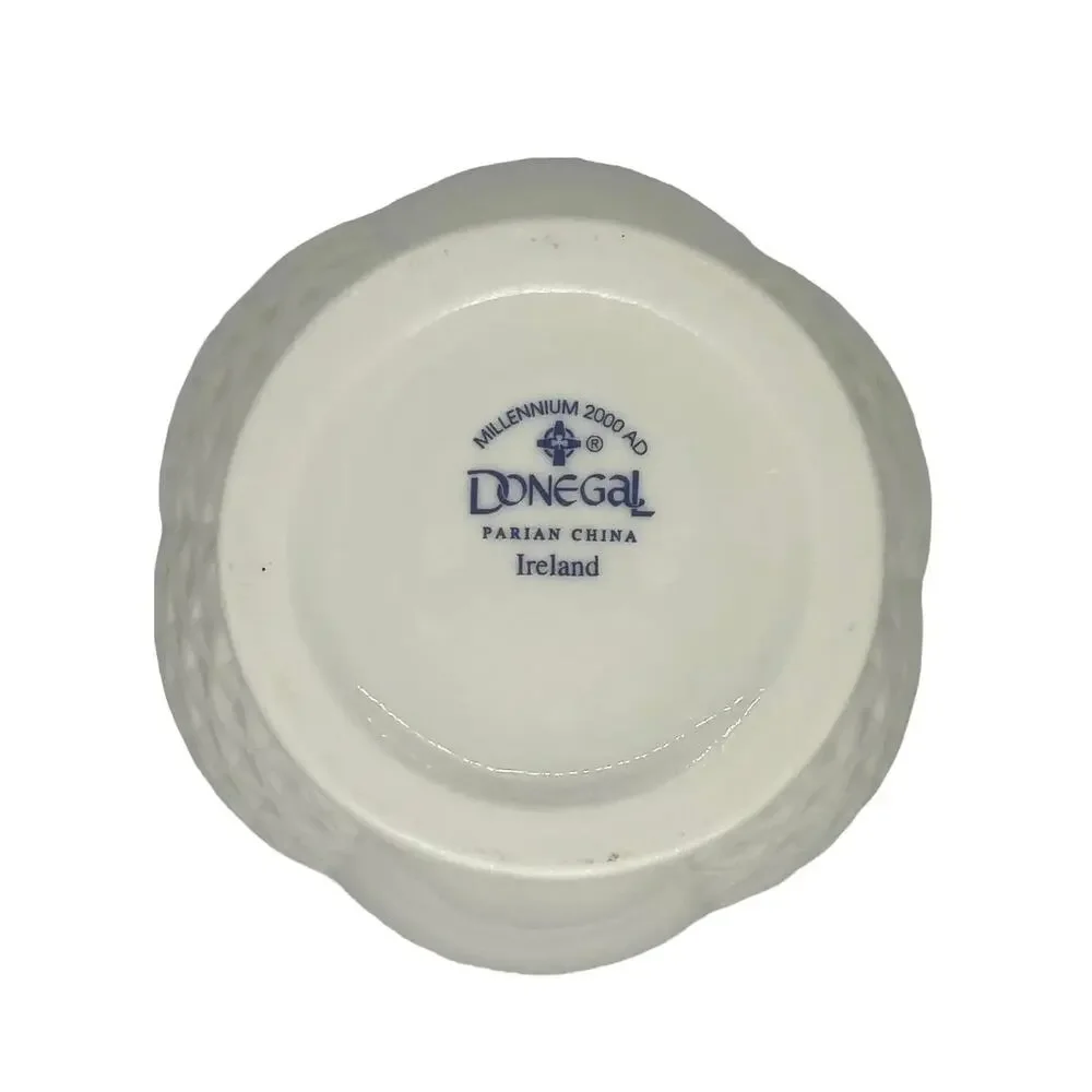 2000 Donegal Parian China Claddagh Ring Vase, Ireland